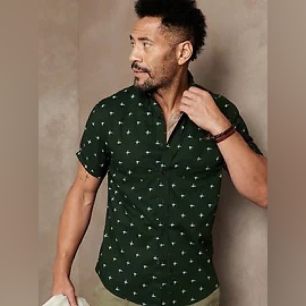 Banana Republic Slim Organic Cotton Shirt - XL / Dark Green